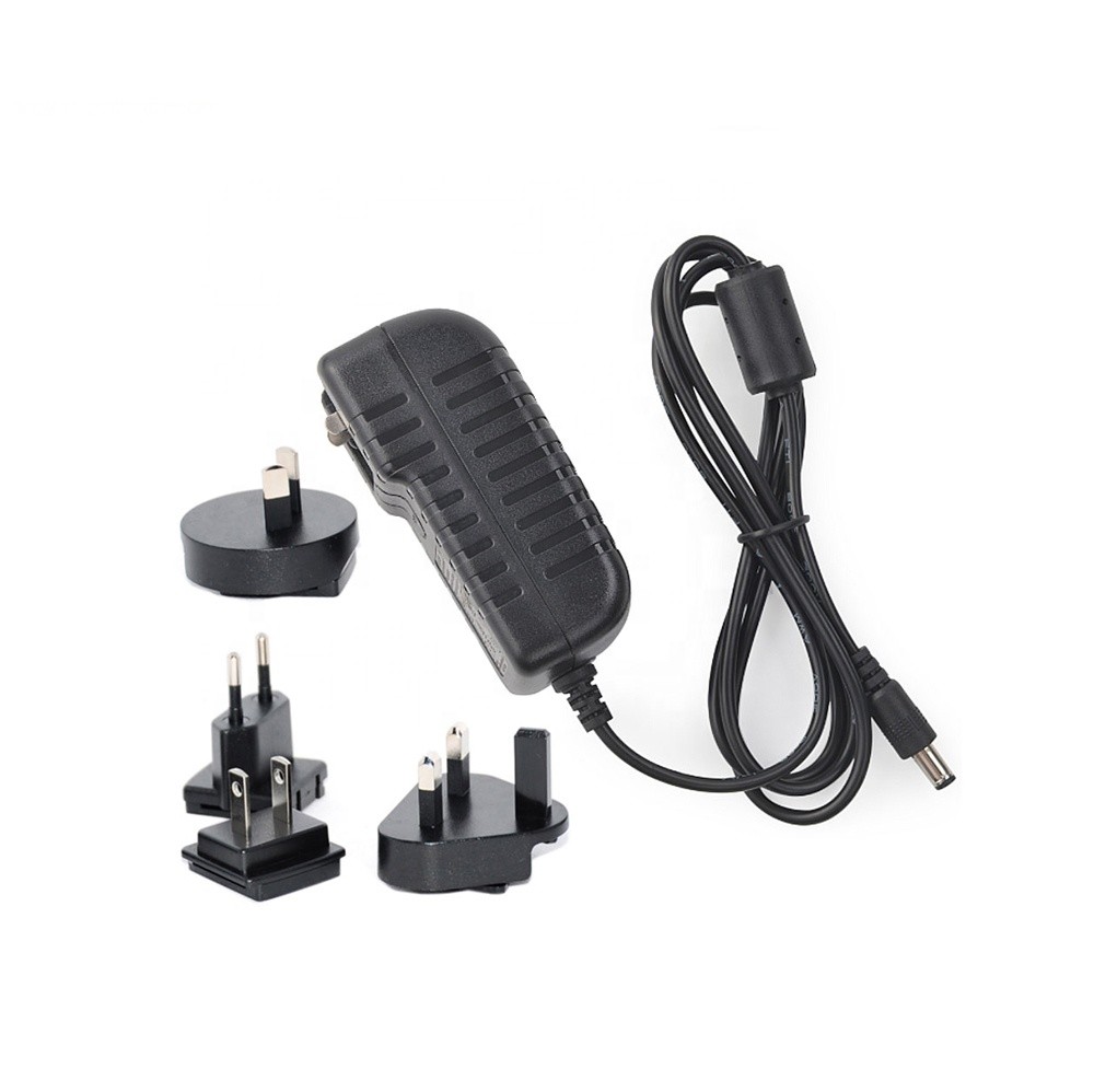 China Universal Interchangeable Plug Power Adapter With Long Service Life factory