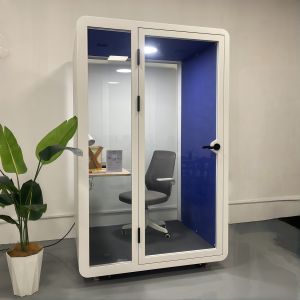 China Modern Soundproof Booth with High Insulation LED Lighting and Built-in Ventilation for Office Pod factory