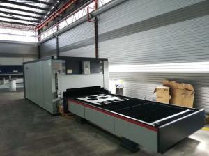 China 2000W Fiber CNC Laser Cutting Machine Double Driving Synchonous Technology factory