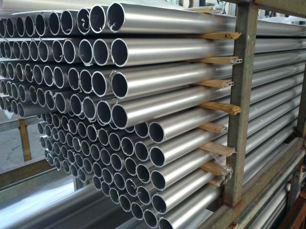 Brown Anodized 3003 Seamless Aluminium Round Tube with Small Tolerance Clutch