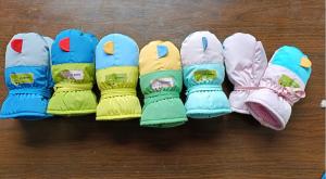China Baby mittens factory