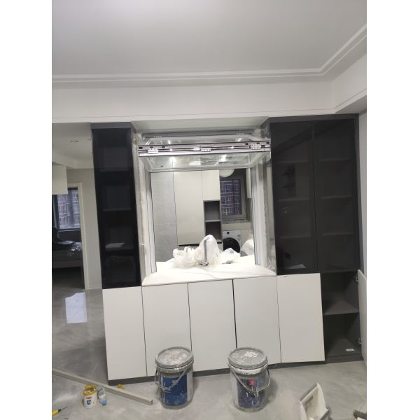 Front Beach House Folding Window Engineered for Continuous Salt Air Exposure and