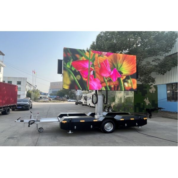 Computer Synchronous Control Mode Mobile Truck LED Display SMD2727 The Ultimate Performance for Concerts