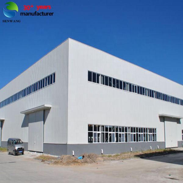 China Custom Color Steel Structural Building with Skylight and X-Type Bracing factory