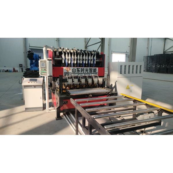 China High Strength Steel Bar Mesh Welding Machine with Servo Motor Transmission System factory