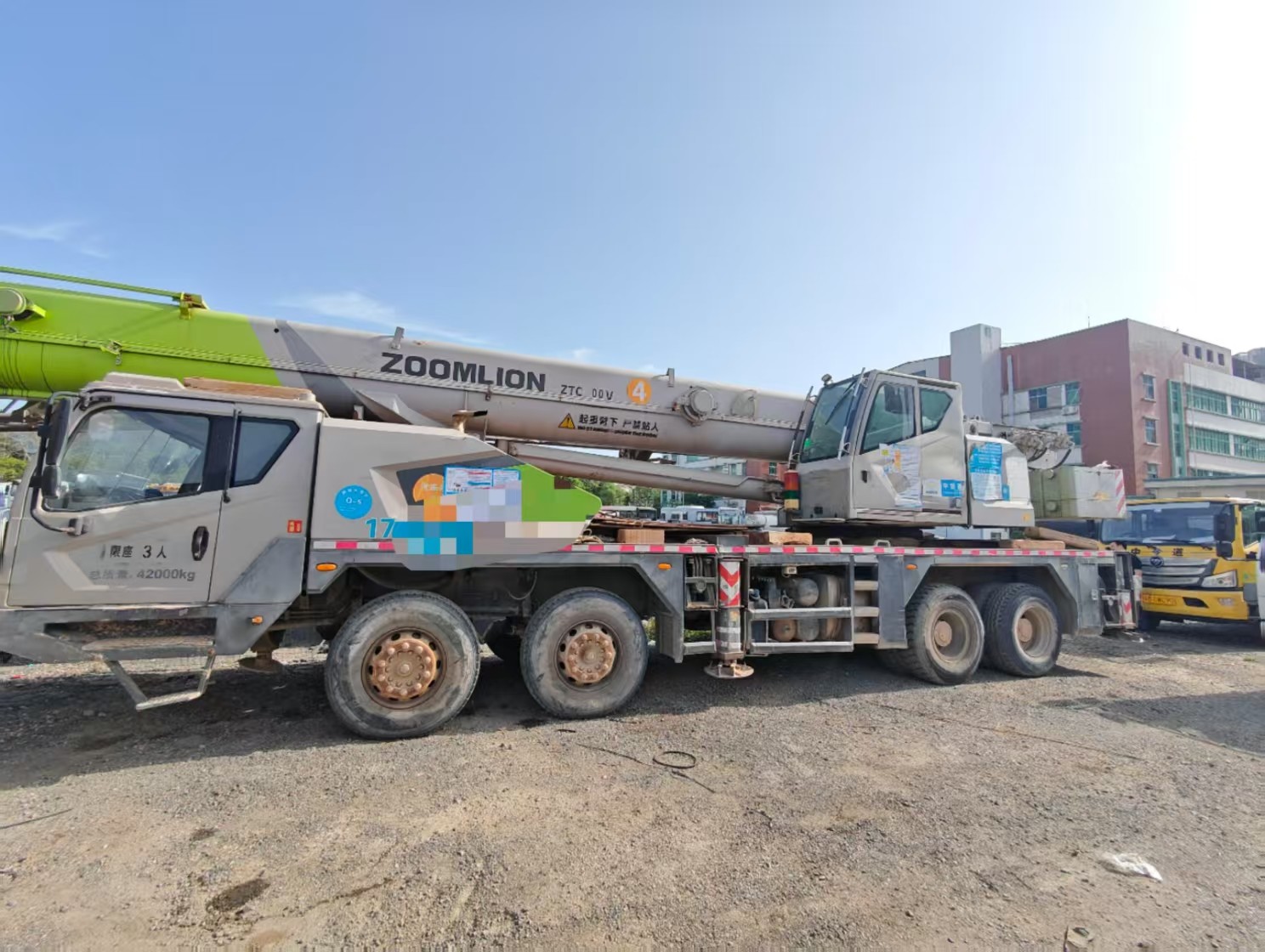 Mobile Truck Crane for Sale ZOOMLION 50 Tons ZTC500V Direct Source Max Working Height 45 Meters