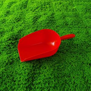 China Orange Long Handled Feed Scoop Shovel For Pig Chicken And Animal Feeding factory