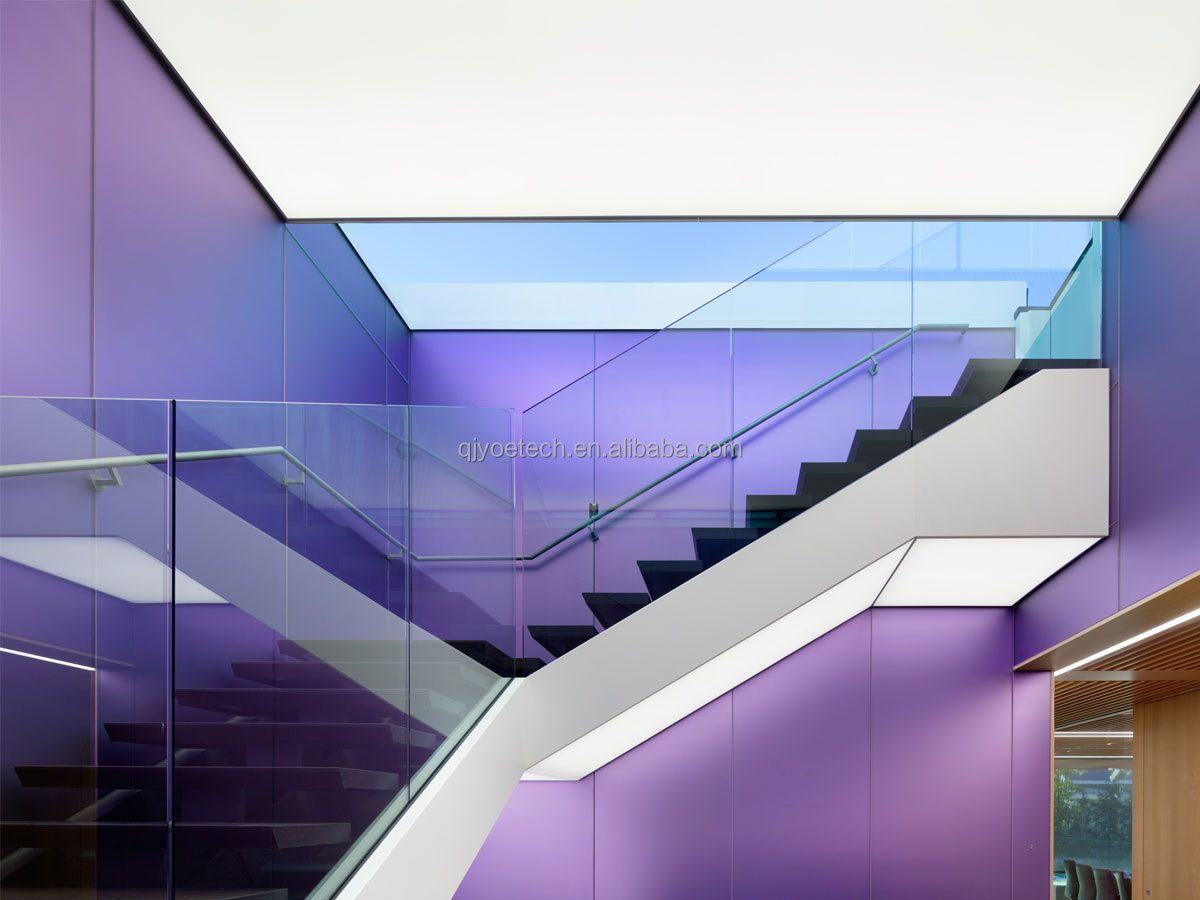 Home Bar Partition with Colored Laminated Glass Balustrades in Various Thickness