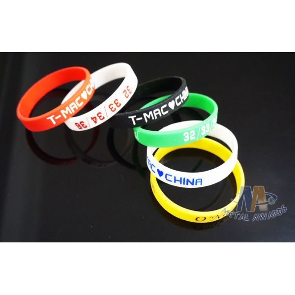 Children'S Custom Engraved Silicone Bracelets , Debossed Silicone Wristbands