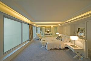 China 84% transmittance smart pdlc film for hotel factory