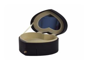 China Heart Shape Jewelry Packaging Boxes Velvet Lining Material Customized With Drawer factory