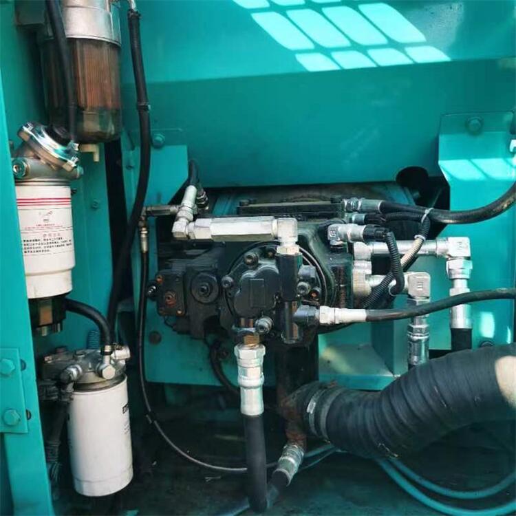 74KW Hydraulic Control Excavator Kobelco SK140 Used Crawler in Shanghai at Affordable