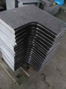 China Multi Function Polished Granite Floor Tiles / Black White Galaxy Granite Floor Tiles factory