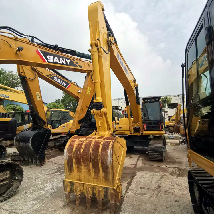 Komatsu PC200-8 Used Japan Excavator 20 Ton Crawler with and Original Hydraulic Pump