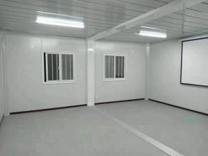 China Anti Fire Premade Container Homes With Aluminum / PVC Sliding Window Easy Installation factory