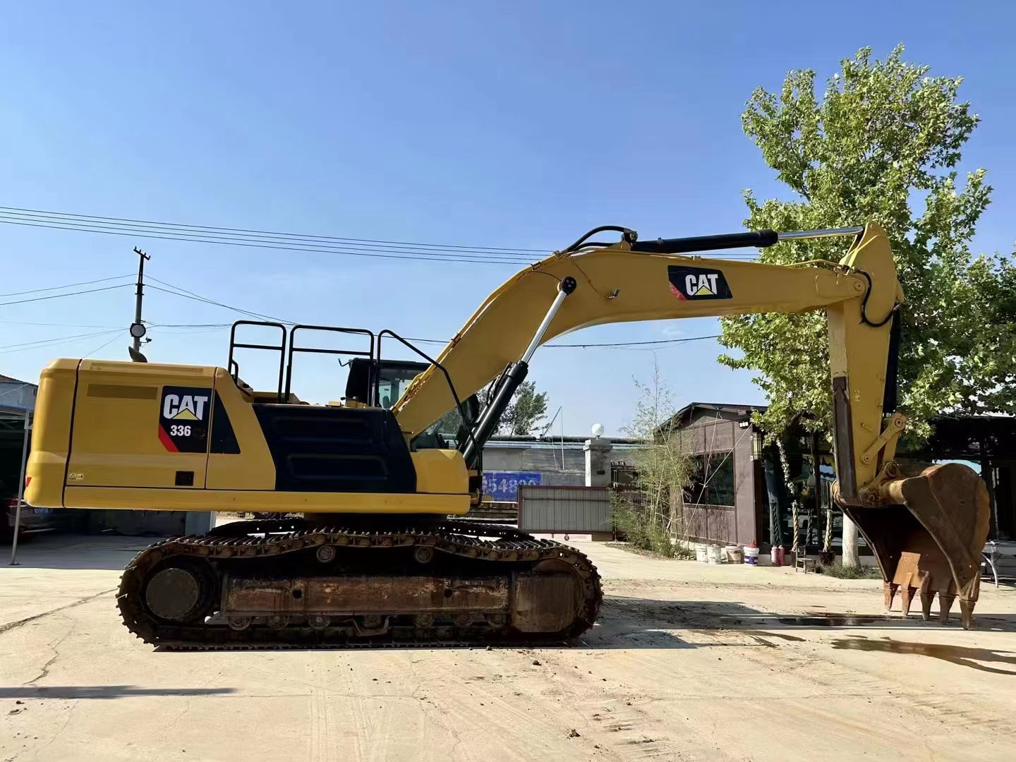 Japan Made CAT 336 Used Excavator Machine 37000 KG Operating Weight Good Condition