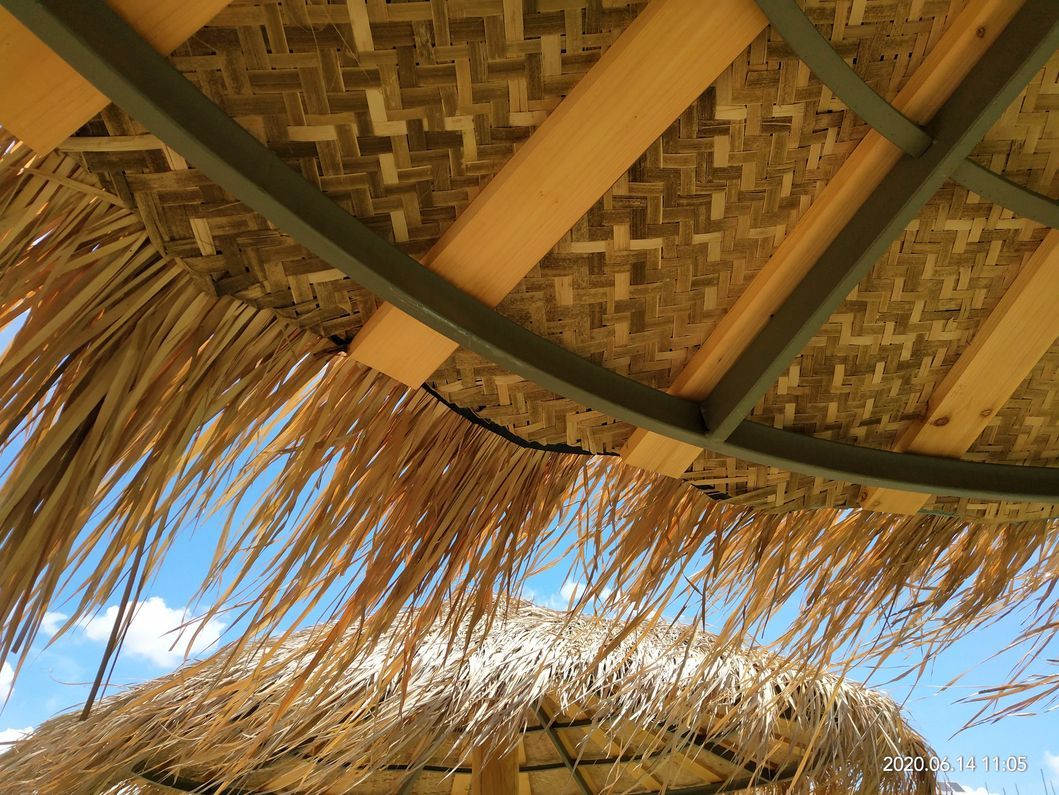 Cheap Wholesale Simulation Synthetic Thatch Roofing Tile for Sale