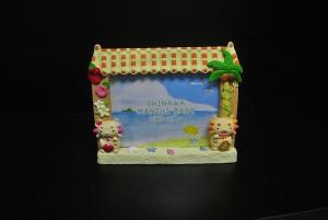 China Light Weight Plastic Photo Frames , Two Lions Photo Frame For Decoration factory