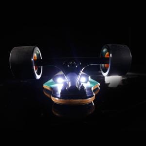 China Outdoor Single Brushless Hub Motor Electric Longboard Lightweight Custom Made factory