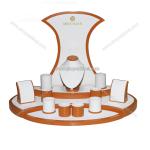 modern famous jewelry props for shop