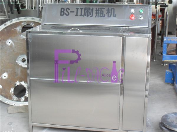 Double Heads Semi Automatic Glass Bottle Cleaning Machine For Beverage Filling