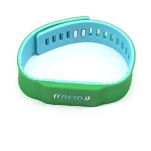 China Fitness Center Silicone Custom NFC Bracelets Waterproof Sports Wristband factory