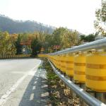 Road Traffic Safety Q235 Q345 Steel Anti-corrosion Roller Barrier for Global