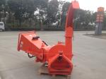 360 degree rotating discharge chute BX62 wood chipper, reliable structure design