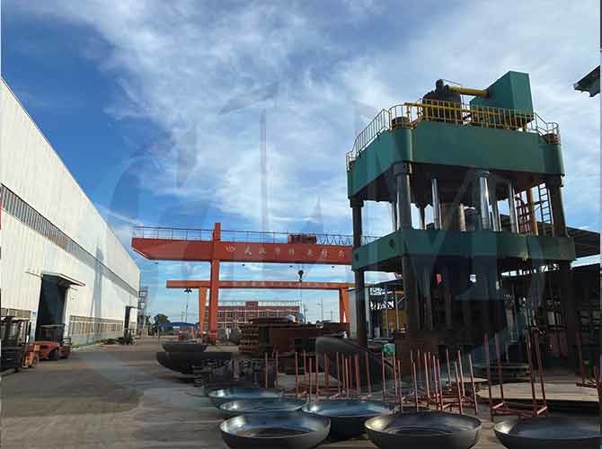 Diameter 4200mm Carbon Steel Elliptical 2:1 Torispherical Dished Head For Gas Tank
