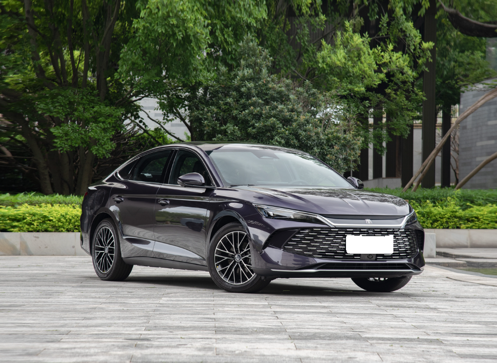 2024 BYD Qin L DM-i 80km 120Km Plug-In Hybrid Sedan Car Energy Electric Vehicle for Adult