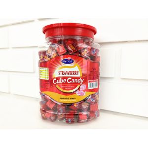 2.75g Strawberry Flavor Compressed Cube Candy In Jars Good price good quality