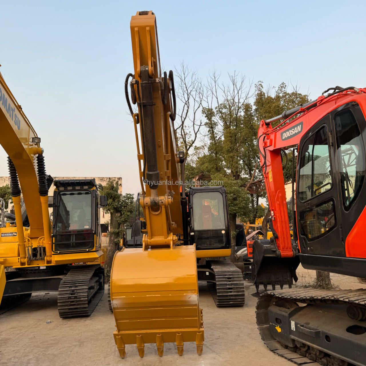 CAT320D2 Original Hydraulic Cylinder Excavator With High Work Efficiency And 103KW