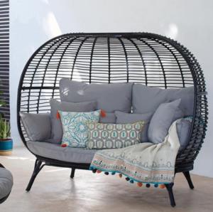 China Patio Outdoor Indoor Garden PE Rattan Swing Chair For Hotel Garden Furniture Egg factory
