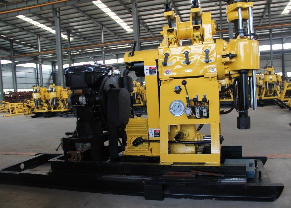 Portable Small Hydraulic Borewell Drilling Machine 200 meters Depth