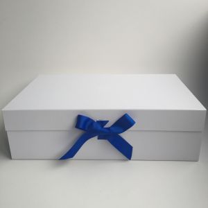 Large Recyclable 128gsm C1S Paperboard Gift Boxes With Ribbon