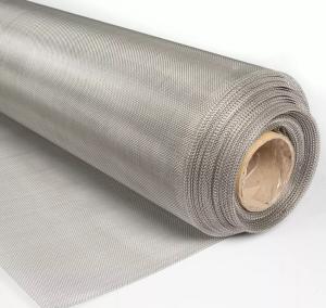 China Ultra fine oil filter 5 4 3 2 micron 1 micron 304 316L 410 430 904L 316 stainless steel wire mesh factory