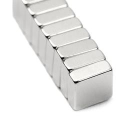 China 15x15x2mm Powerful Magnetism Zinc Coated Neodymium Block Magnet Strong magnet Generator factory