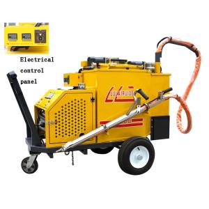 China Asphalt Pothole Repair Road Sealing Machine Traction Type factory