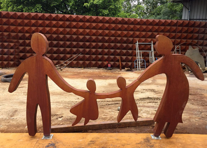 Garden Art Decor Corten Steel Sculpture Family Parents and Children Playing