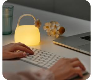 China Modern Cute Portable Lamp Warm White LED Table Lamp for Bedroom USB Rechargeable Silicone Material factory