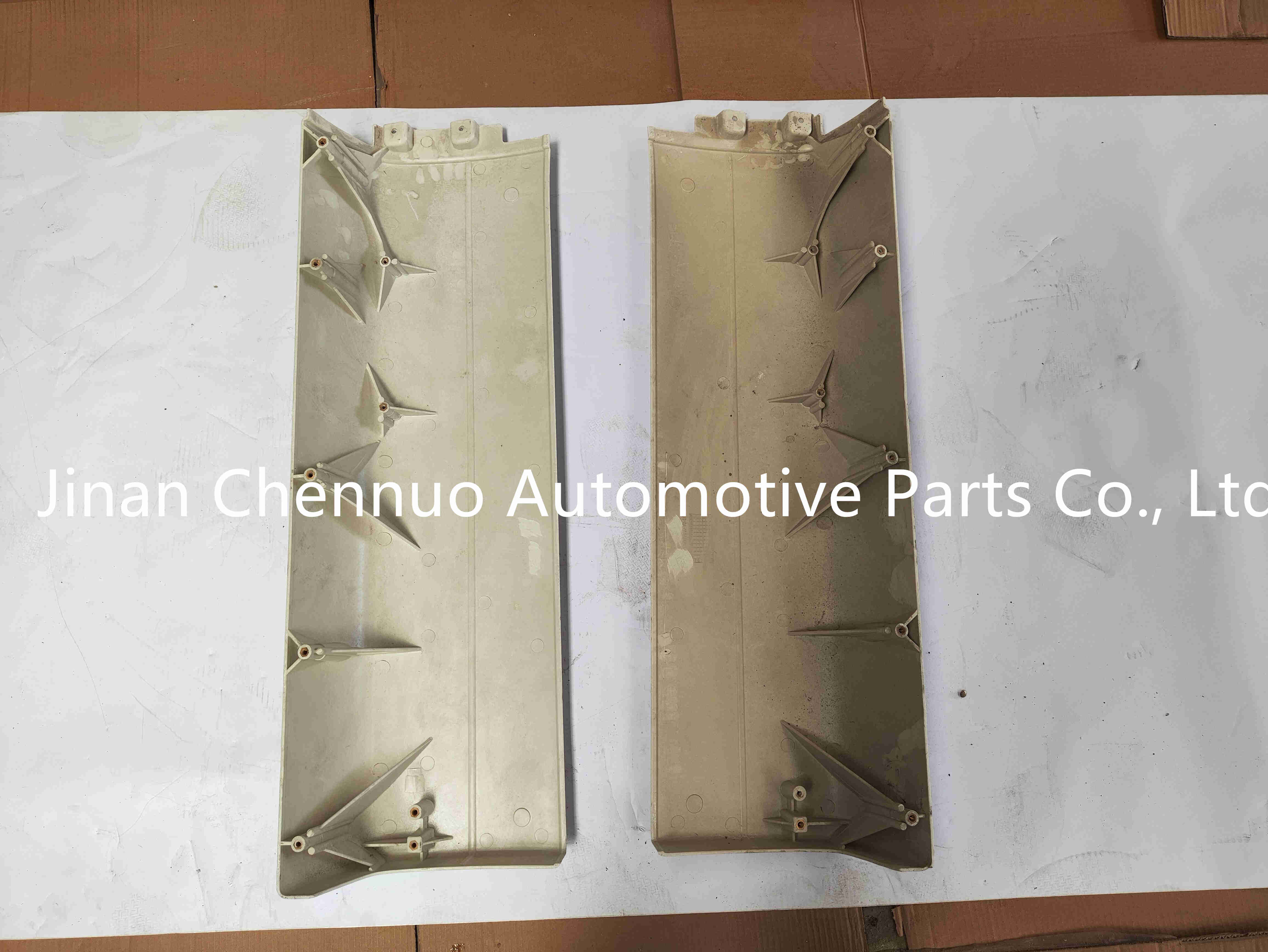 810W61210-0616 810W61210-0617 Left Fender Extension Plate Hd Truck Parts