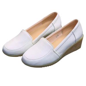 China Plus Size White Wedge Heel Shoes Customized Comfortable Hospital Work Shoes factory