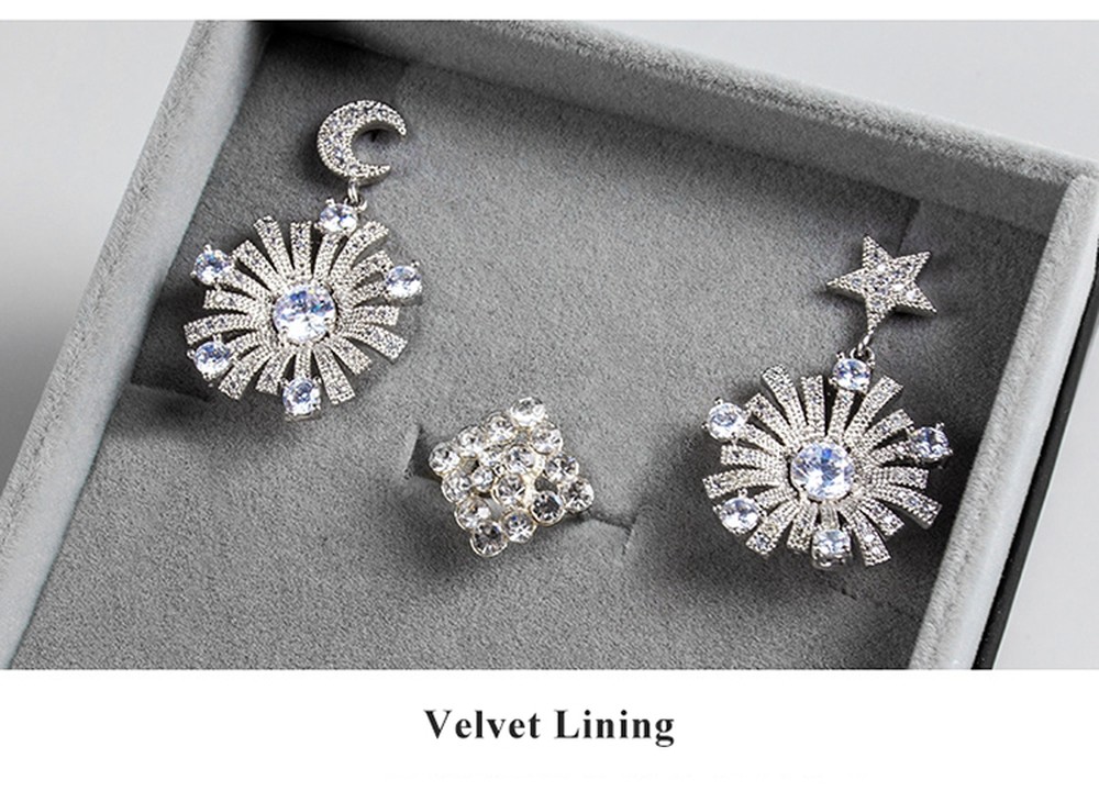 Grey Velvet Lined Cardboard Jewelry Packaging Boxes With Customizable Logo Printing