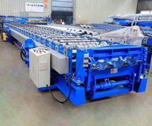 China Re-Cycle Use Metal Floor Deck Roll Forming Machine Hydraulic Drive 37kw factory