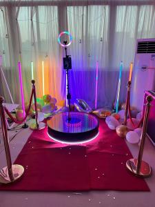 China Automatic 360 Video Photo Booth Diamater 68cm 80cm 100cm 115cm factory