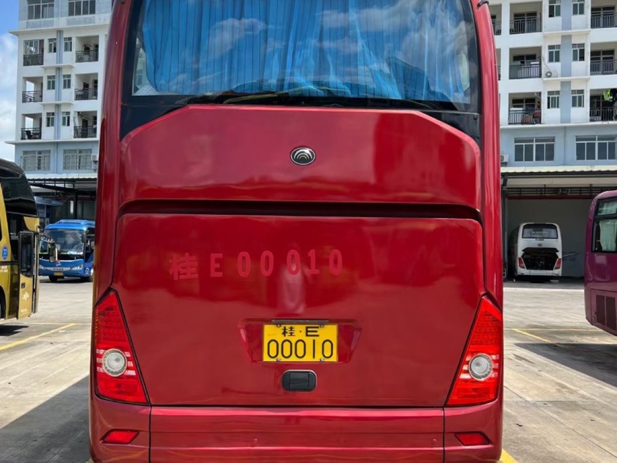 Transportation Used Passenger Yutong Commuter Bus Second Hand WP10.336E53