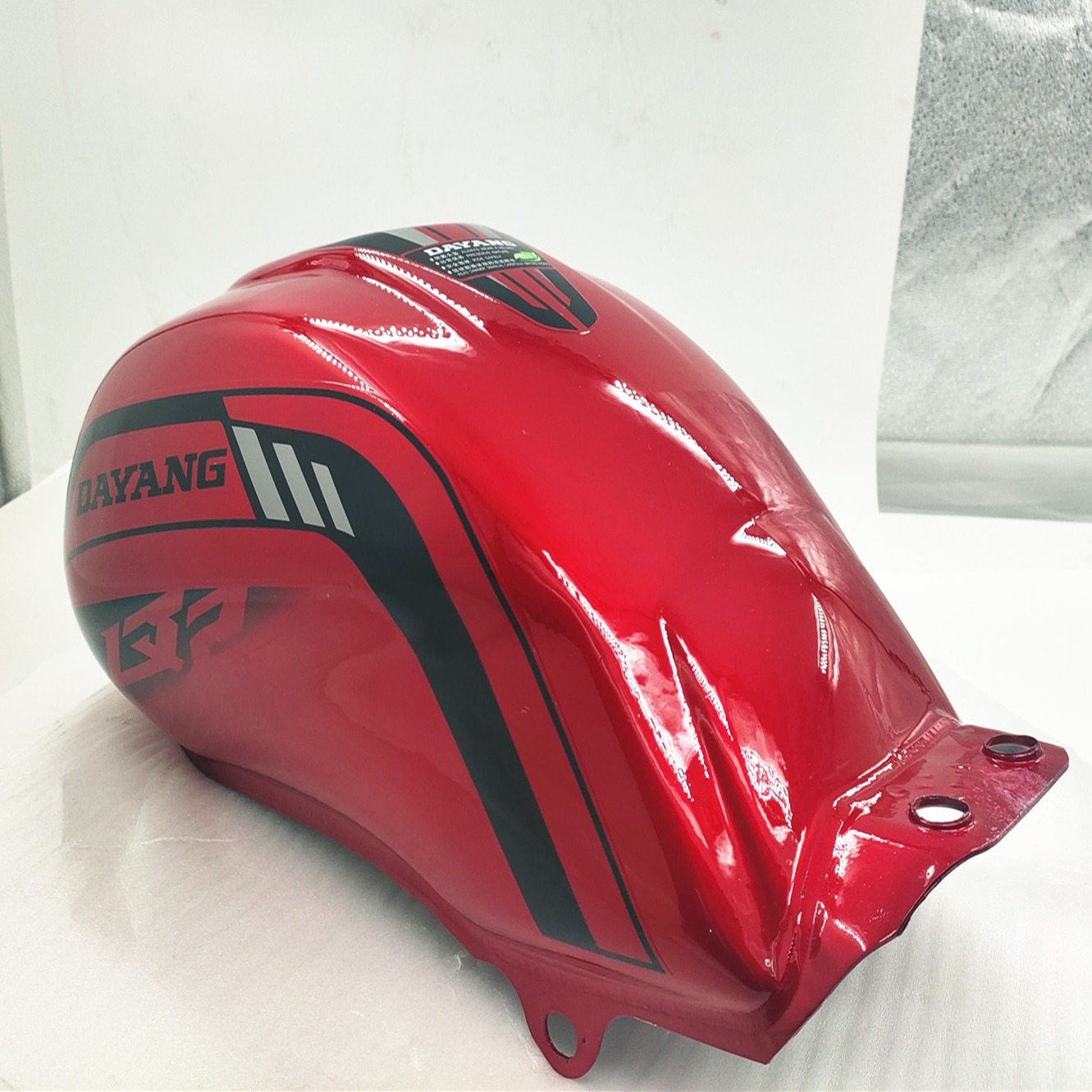 Universal Q2 Three Wheels Motorcycle Replacement Tricycle Fuel Tank for Q2 Oil Tank