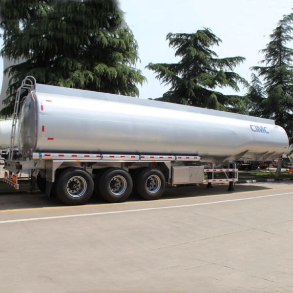 CIMC 2/3/4 Axles Semi Trailer tankers Petroleum Mobile Fuel Tank Trailer with 60