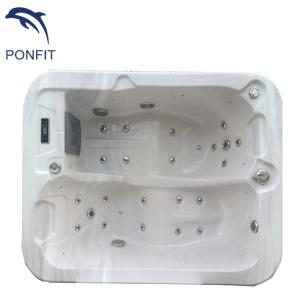 China Freestanding 2 Person Whirlpool Tub Acrylic Material With Massage Function factory