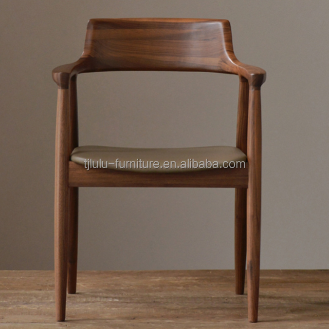 Home Furniture General Solid Wood Restaurant Dining Chairs with Luxury Modern Design and PU Leather Material